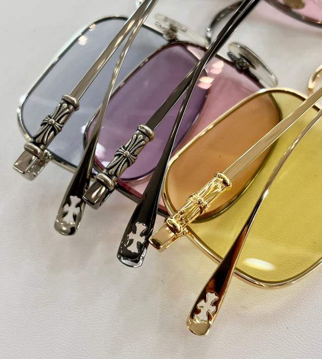Picture of Chrome Hearts Sunglasses _SKUfw53761029fw